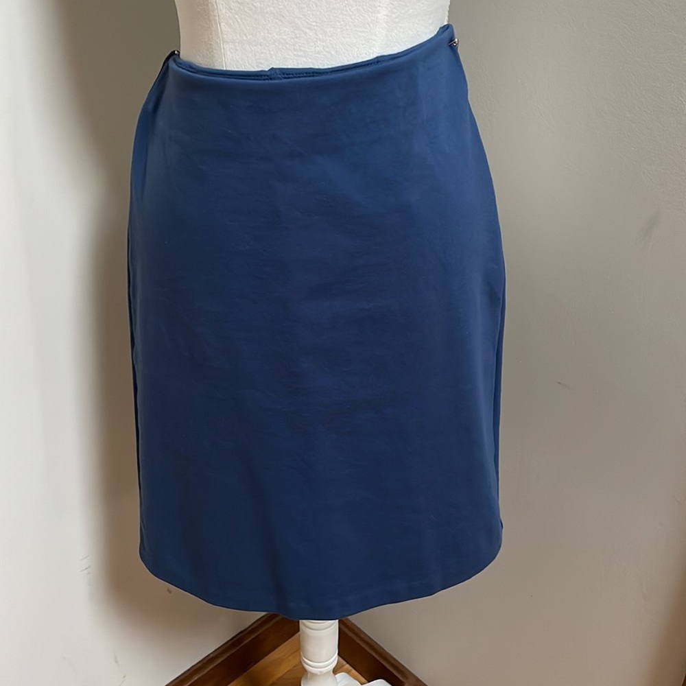 Old Navy Women Blue Skirt size XS